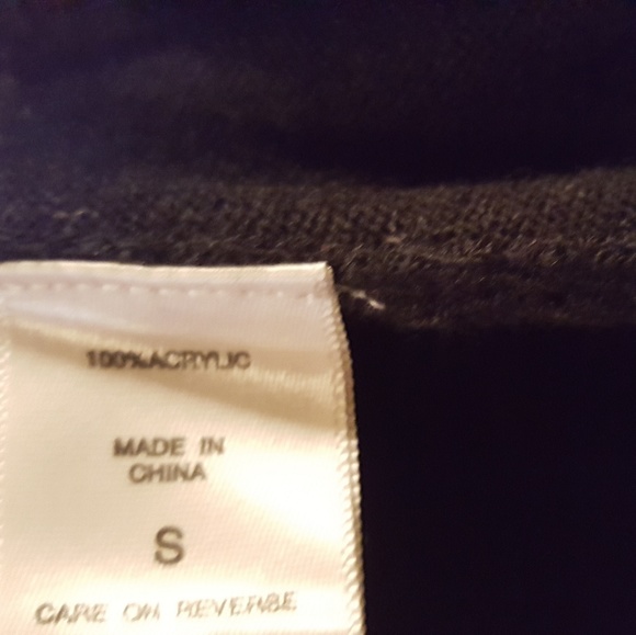 Horizontal color block knit sweater - Picture 3 of 3